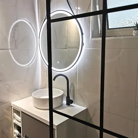 아파트 Industrial 브르사츠