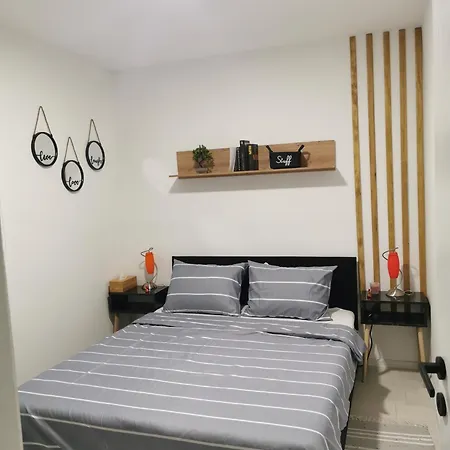 Industrial Apartment *